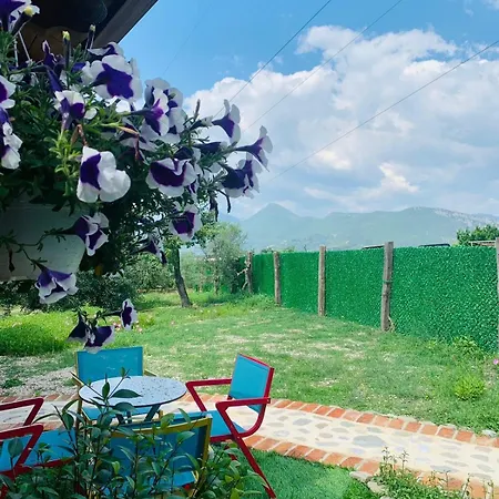 Nature Escape In An Albanian Village Near Hébergement de vacances