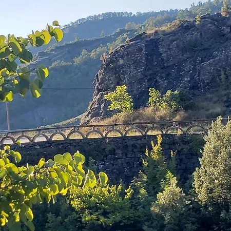 Nature Escape In An Albanian Village Near Hébergement de vacances
